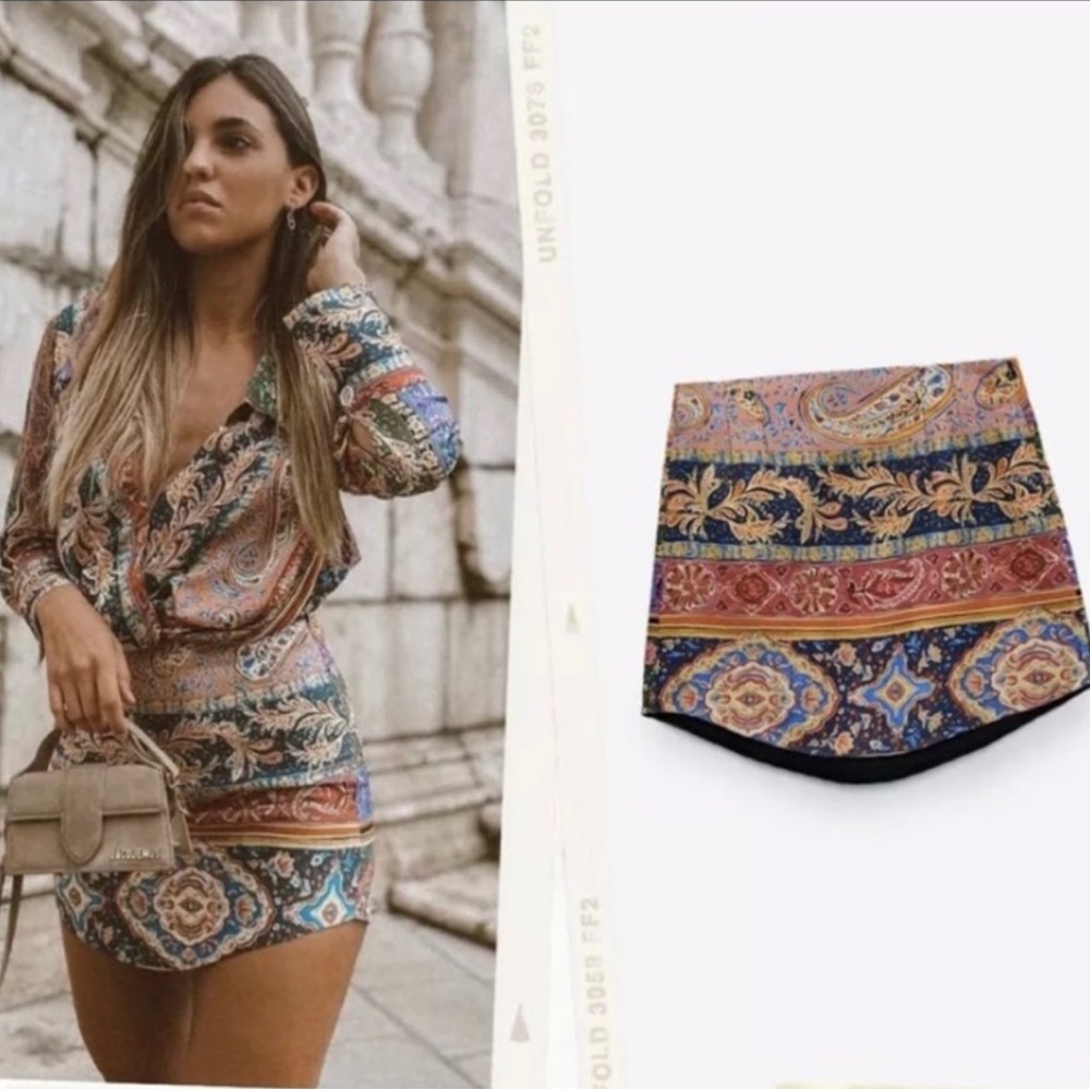 Zara Multi color print satin mini skirt